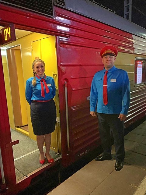 grand express train russia saint petersburg nautistyles